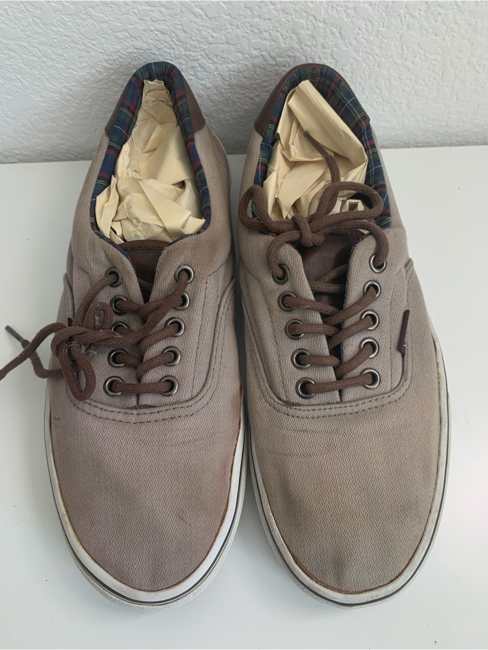 Men's Vans Casual Canvas Sneakers in Taupe with Brown Laces